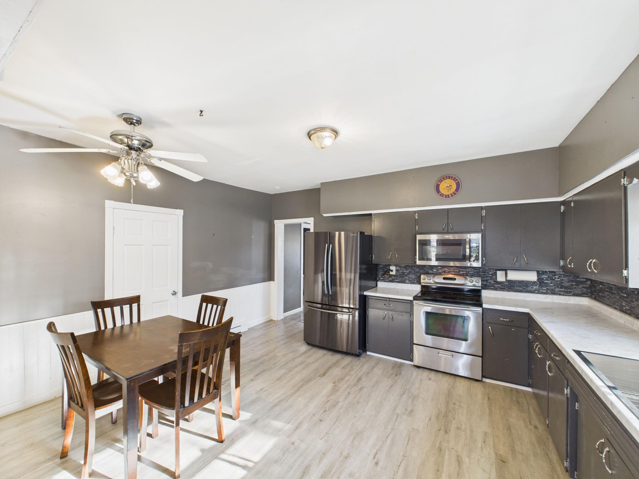 544 Washburn Avenue Belgrade, MN 56312 - Photo 7 of 32