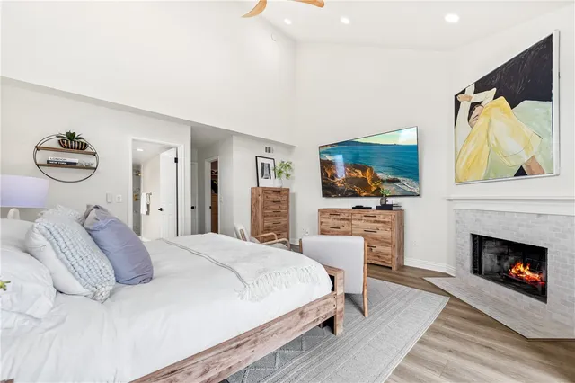 $2,675,000 | 423 18th Street, Huntington Beach, CA 92648