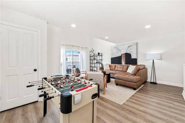 $2,675,000 | 423 18th Street, Huntington Beach, CA 92648