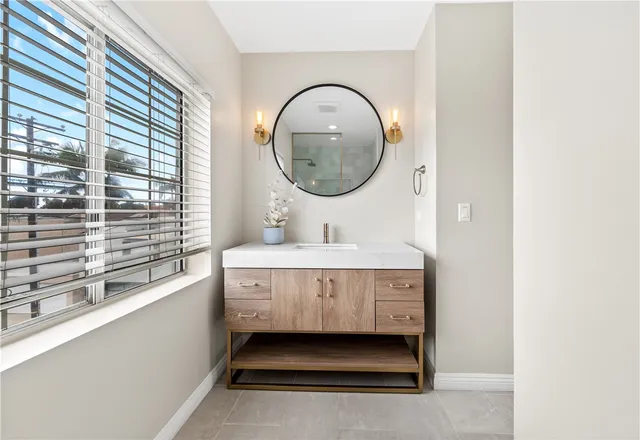 $2,675,000 | 423 18th Street, Huntington Beach, CA 92648