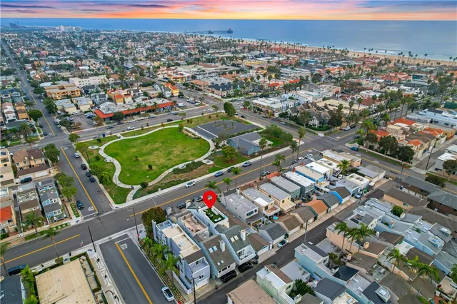 $2,675,000 | 423 18th Street, Huntington Beach, CA 92648