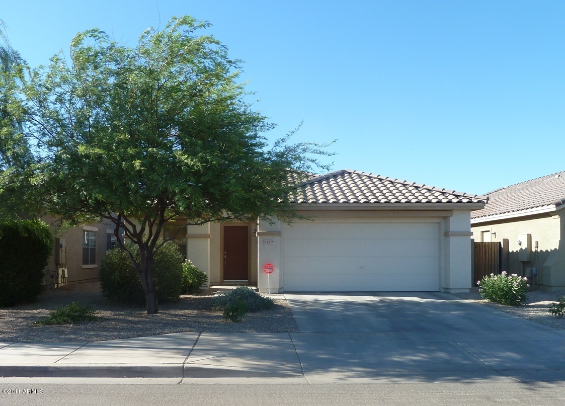 2420 West Roeser Road Phoenix, AZ 85041 - Photo 1 of 27 P1000857