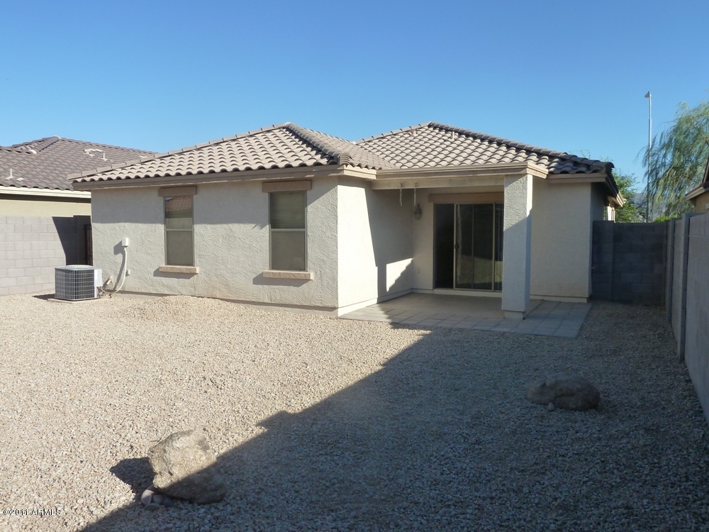 2420 West Roeser Road Phoenix, AZ 85041 - Photo 21 of 27 P1000851