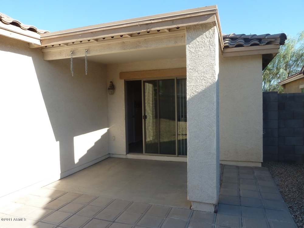 2420 West Roeser Road Phoenix, AZ 85041 - Photo 23 of 27 P1000853