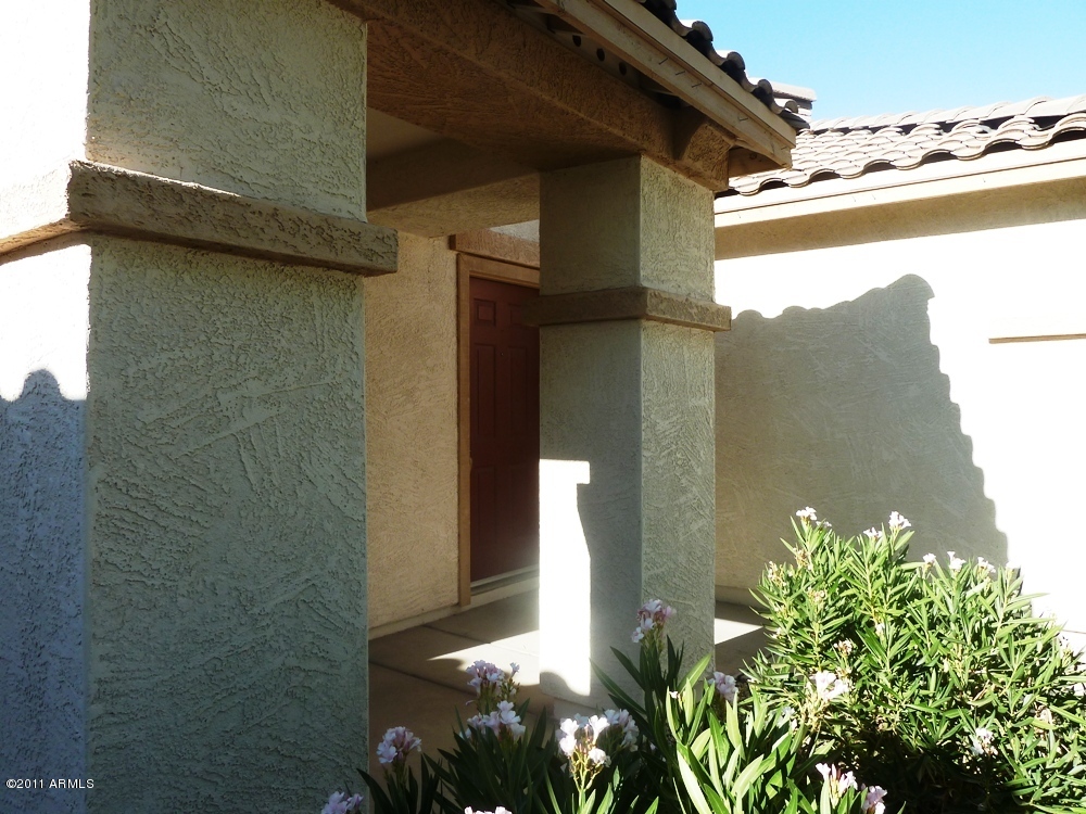2420 West Roeser Road Phoenix, AZ 85041 - Photo 3 of 27 P1000833