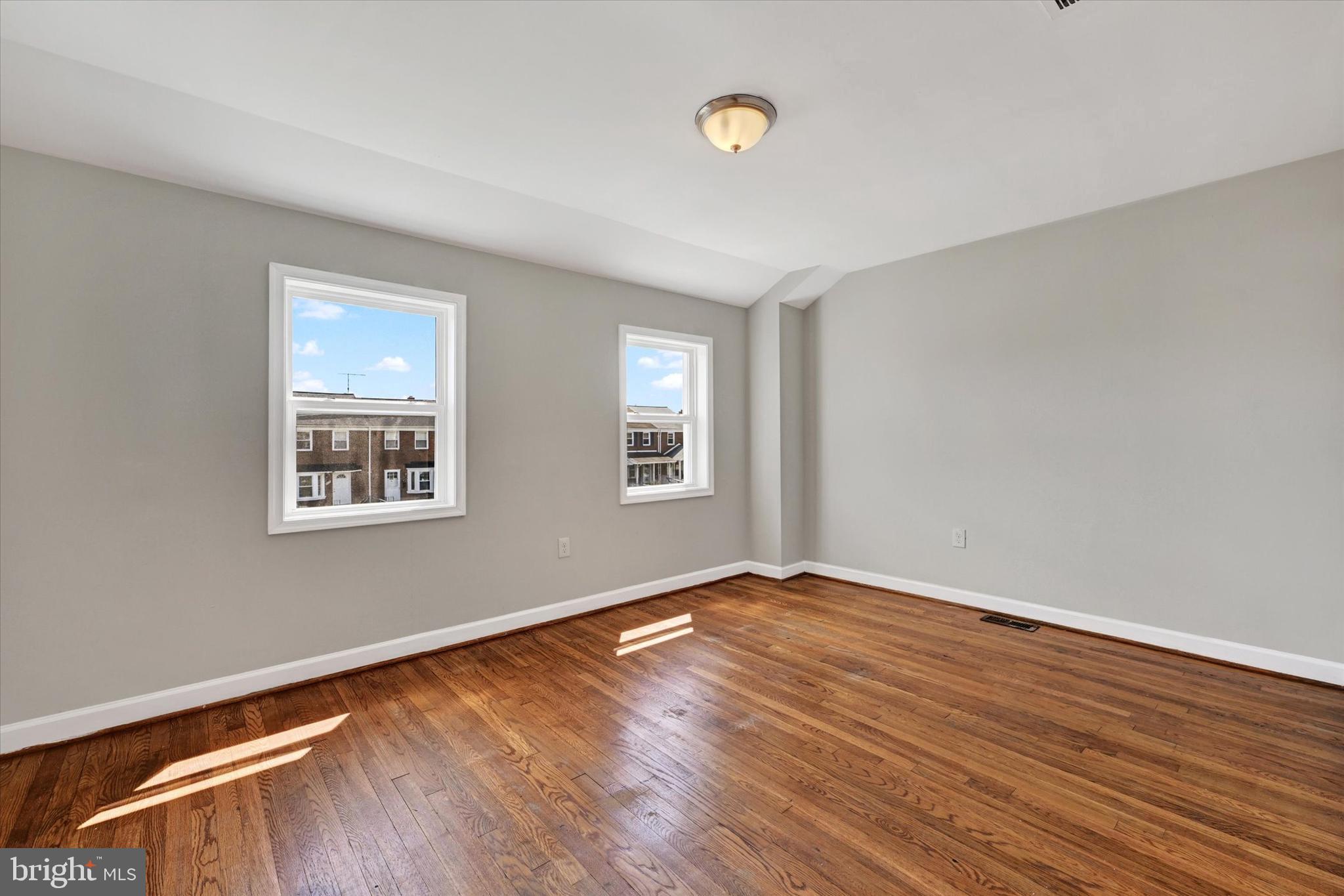 956 Middlesex Road Essex, MD 21221 - Photo 11 of 19