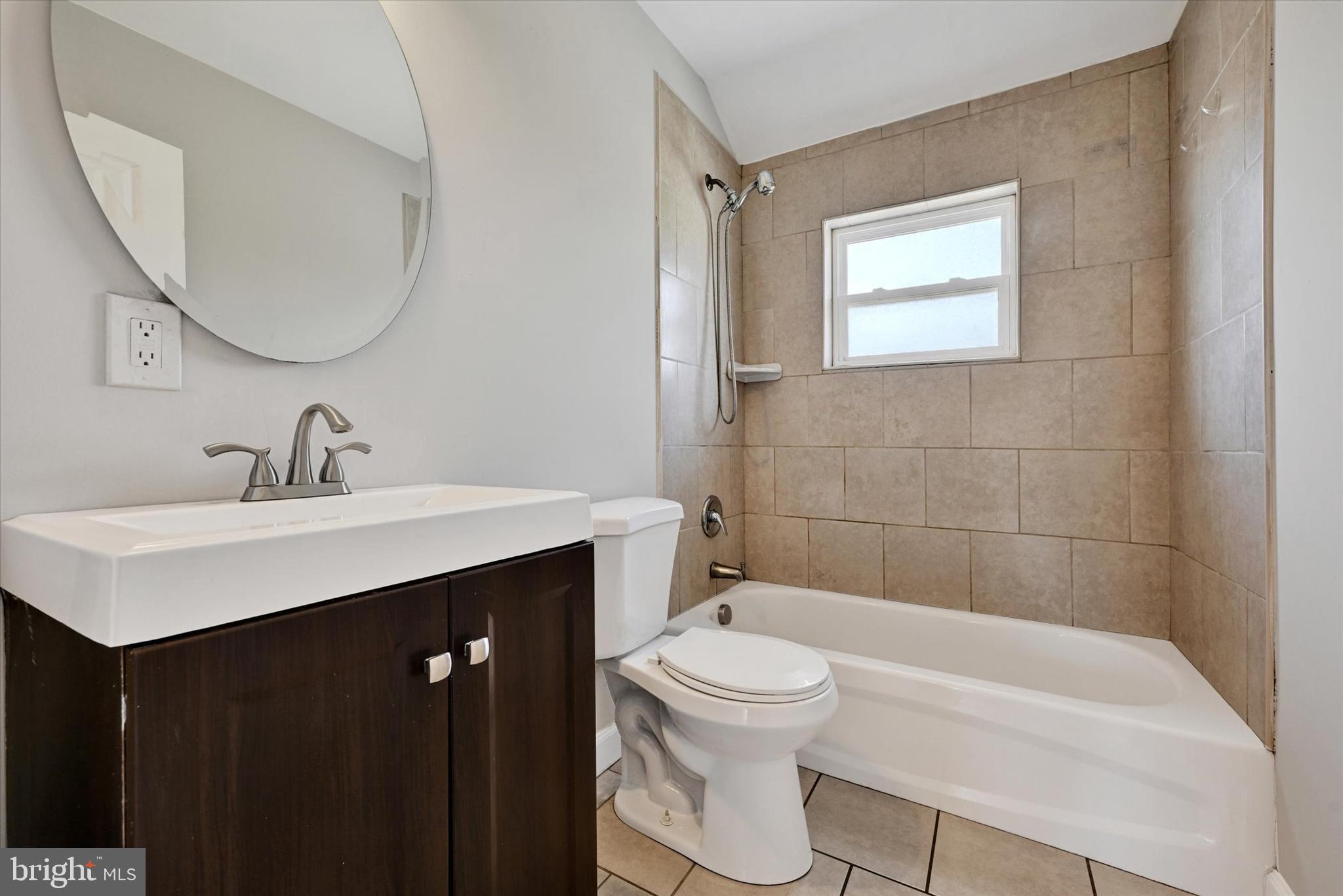 956 Middlesex Road Essex, MD 21221 - Photo 14 of 19