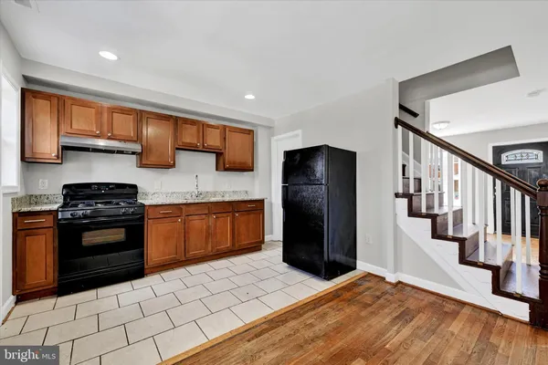 $186,900 | 956 Middlesex Road, Essex, MD 21221