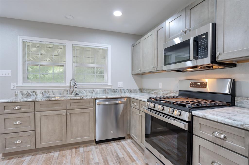 1545 Reuter Avenue Waco, TX 76708 - Photo 12 of 31