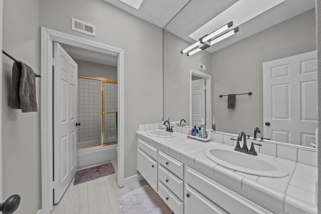 43870 Gatewood Way Temecula, CA 92592 - Photo 32 of 40