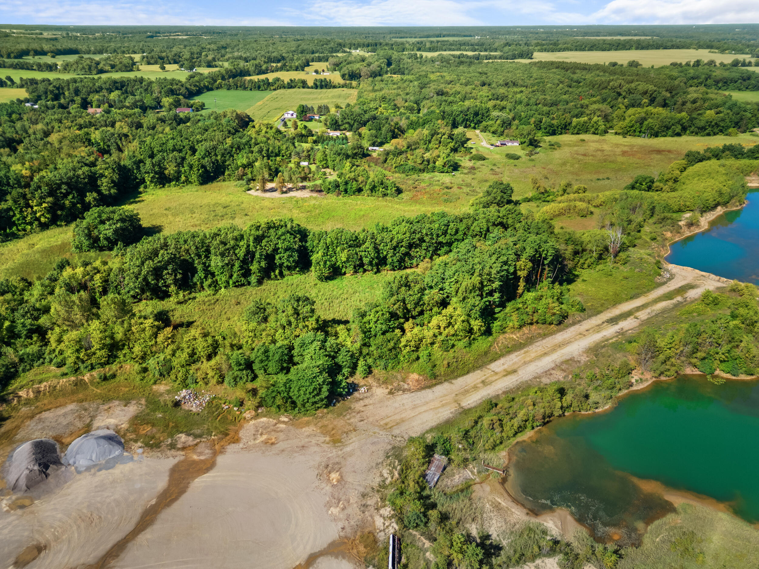 7221 Dobson Road Jonesville, MI 49250 - Photo 6 of 16 DJI_0609