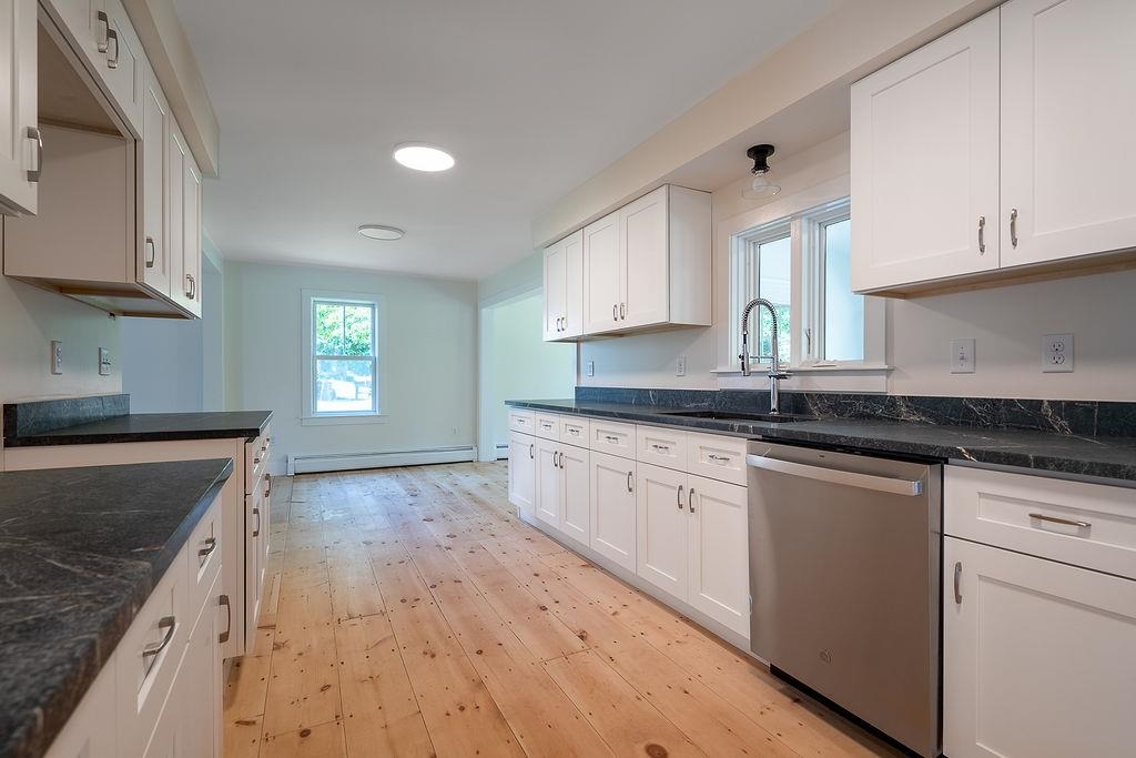 135 Pepperrell Road Kittery, ME 03905 - Photo 14 of 33