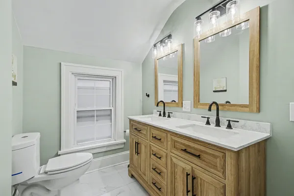 $499,900 | 3 Harrison Boulevard, Valparaiso, IN 46383