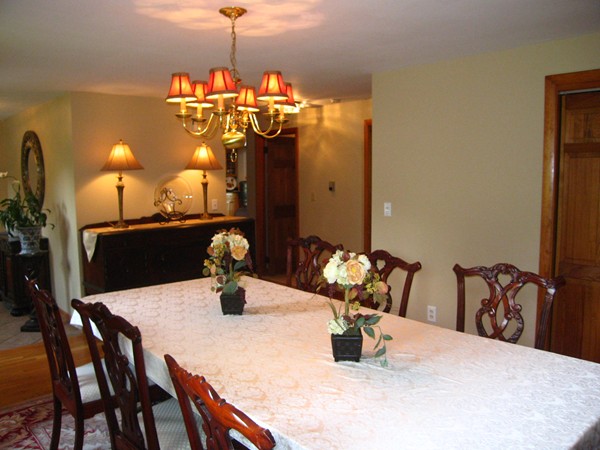270 Marked Tree Road Holliston, MA 01746 - Photo 16 of 28 Gallery Image 16