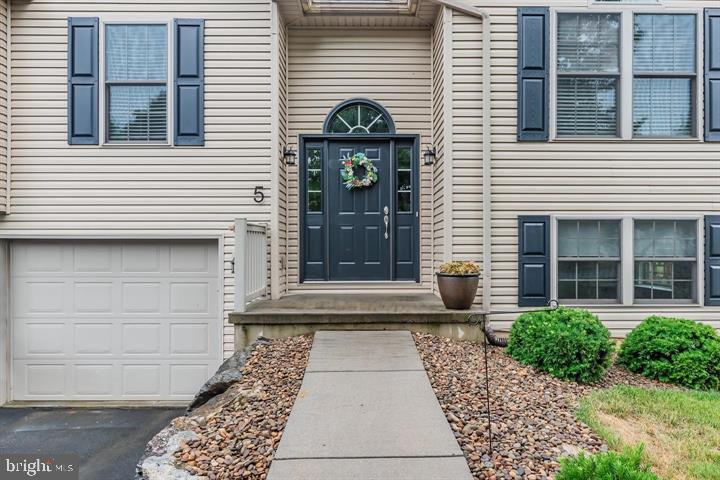 5 Creamery Road Boiling Springs, PA 17007 - Photo 2 of 31 Gallery Image 2