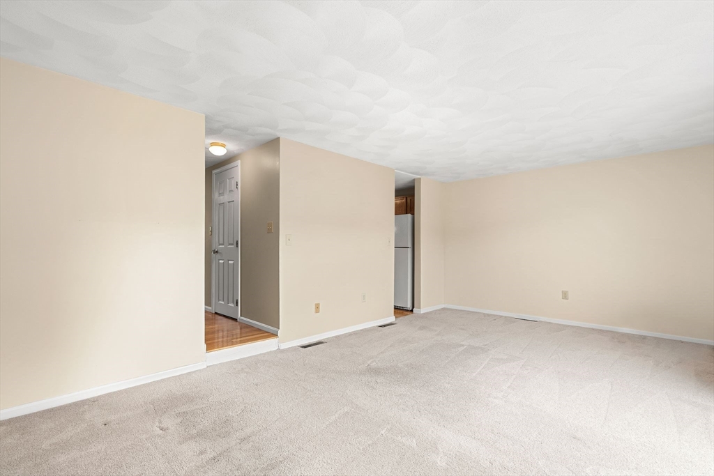 144 Patrick Road, Unit 144 Tewksbury, MA 01876 - Photo 11 of 40