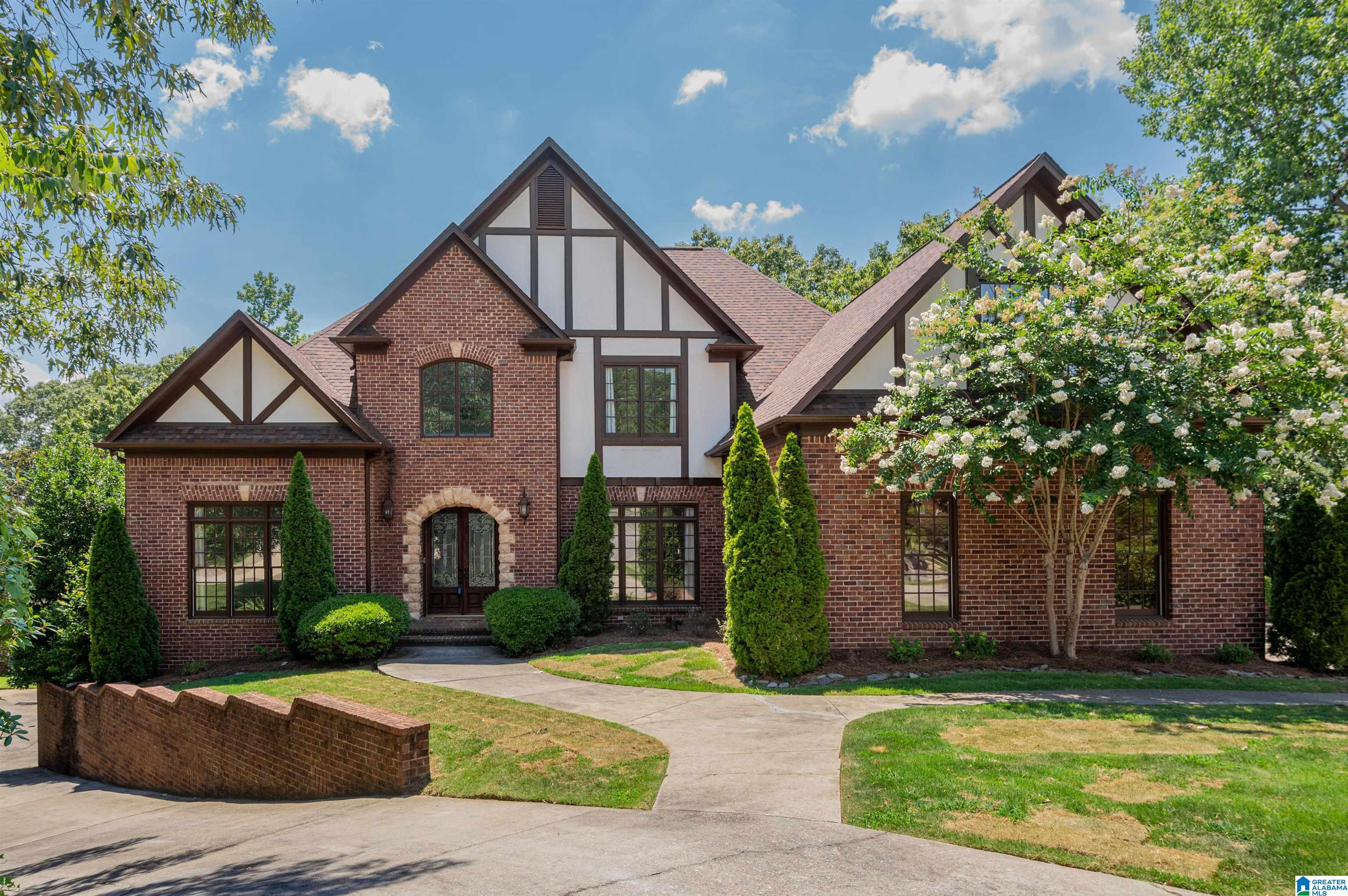 2301 Longleaf Way Birmingham, AL 35243 - Photo 1 of 50