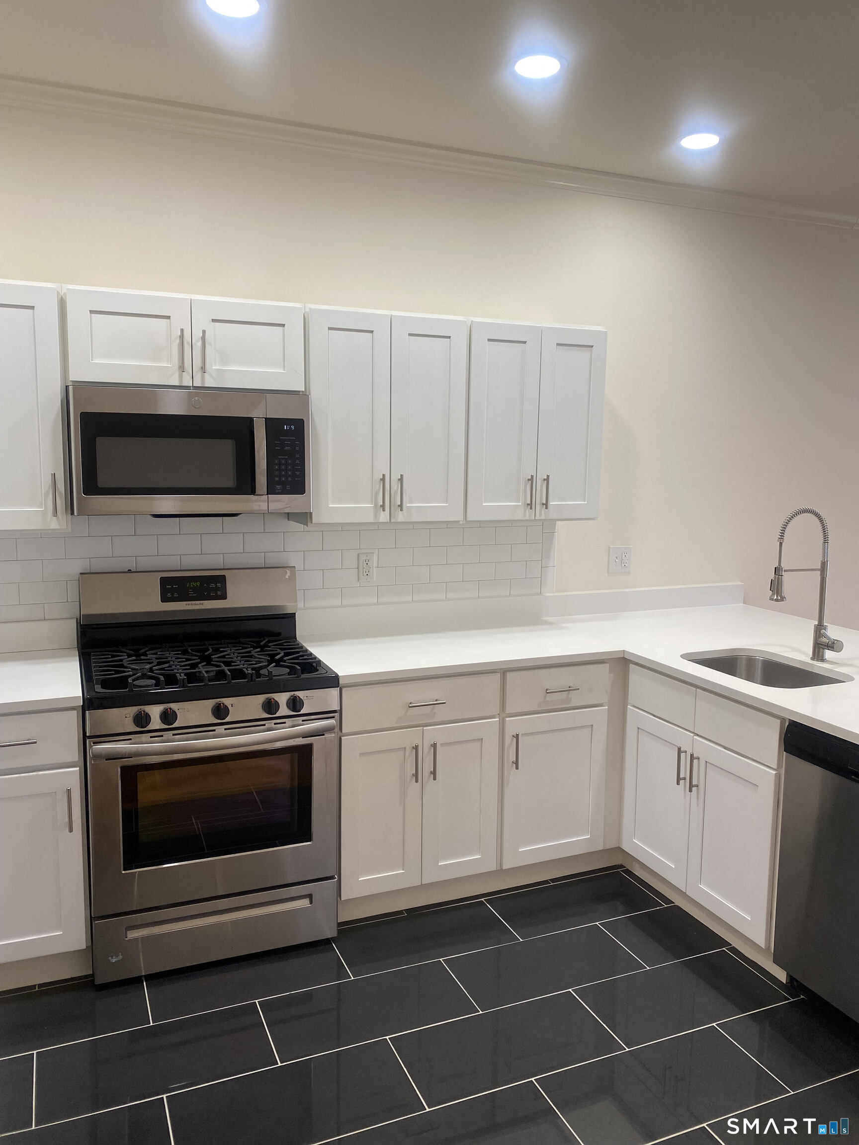 75 Prospect Street Stamford, CT 06901 - Photo 7 of 14 Gallery Image 7