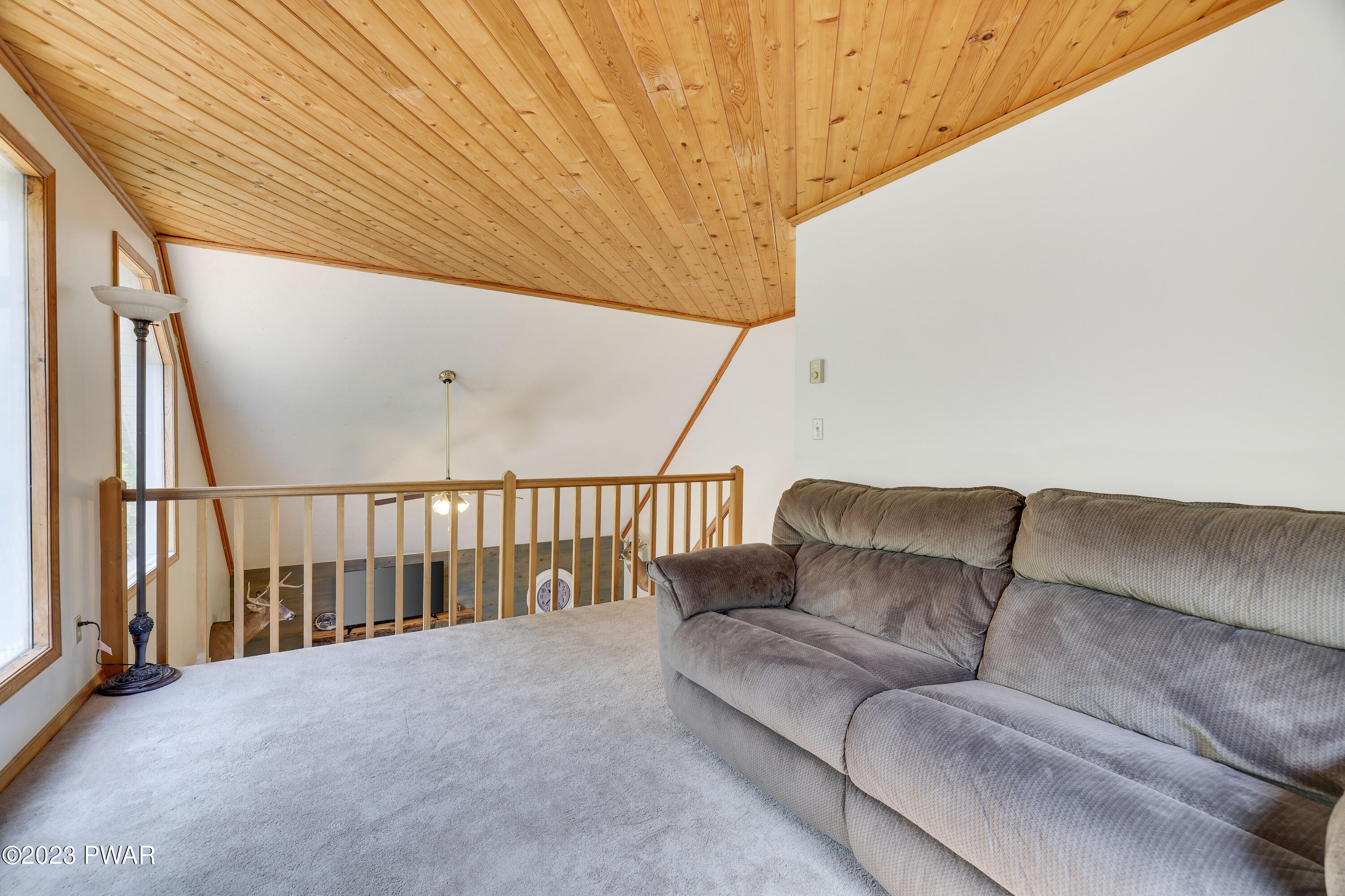124 Maple Leaf Road Lackawaxen, PA 18435 - Photo 24 of 50 loft