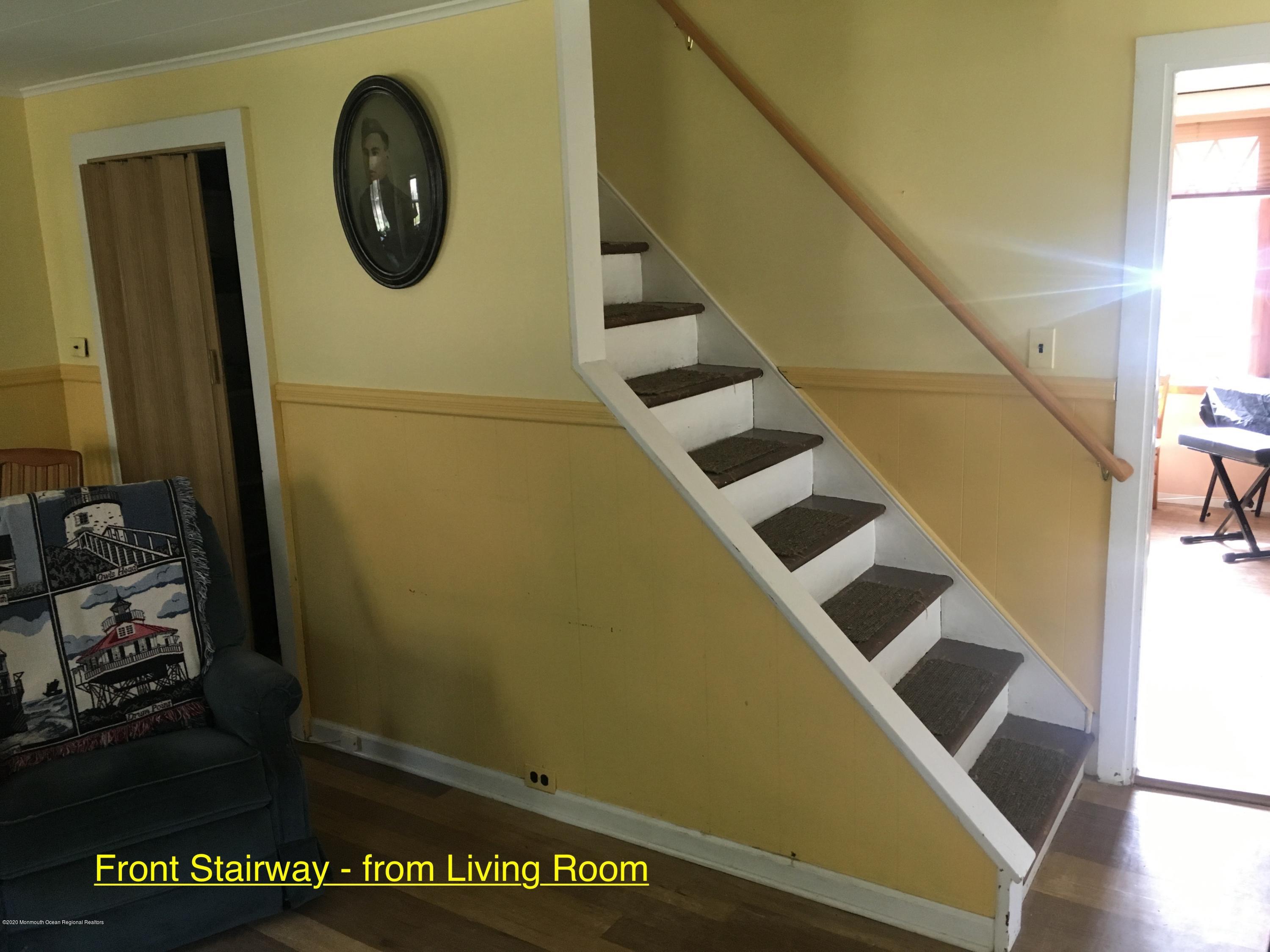111 Tennent Road Morganville, NJ 07751 - Photo 22 of 41 22 Front Stairs