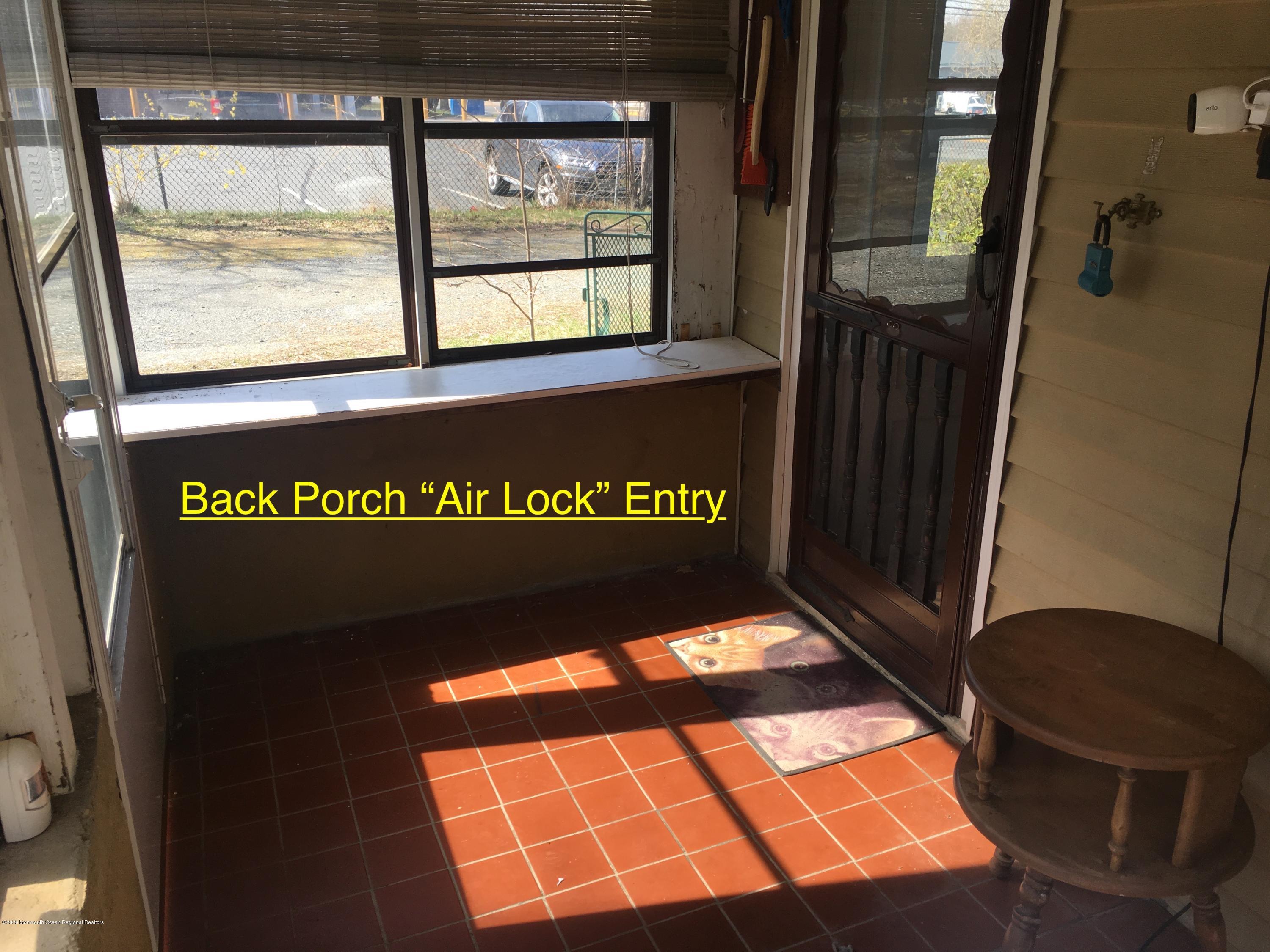 111 Tennent Road Morganville, NJ 07751 - Photo 5 of 41 05 Air Lock