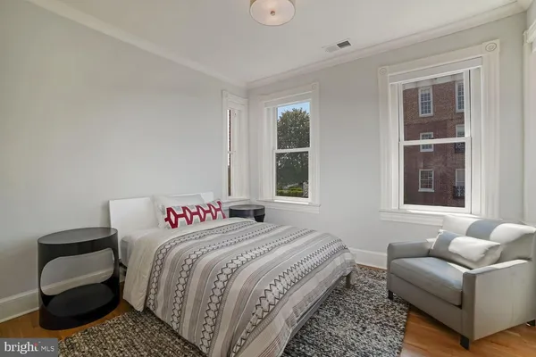 $4,250 | 3348 Prospect Street Northwest, Unit 5, Washington, DC 20007