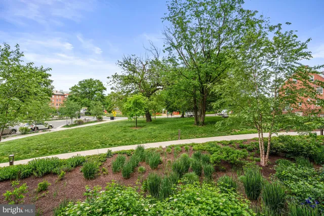 $3,149 | 6803 Cameron Drive Northwest, Unit 105, Washington, DC 20012