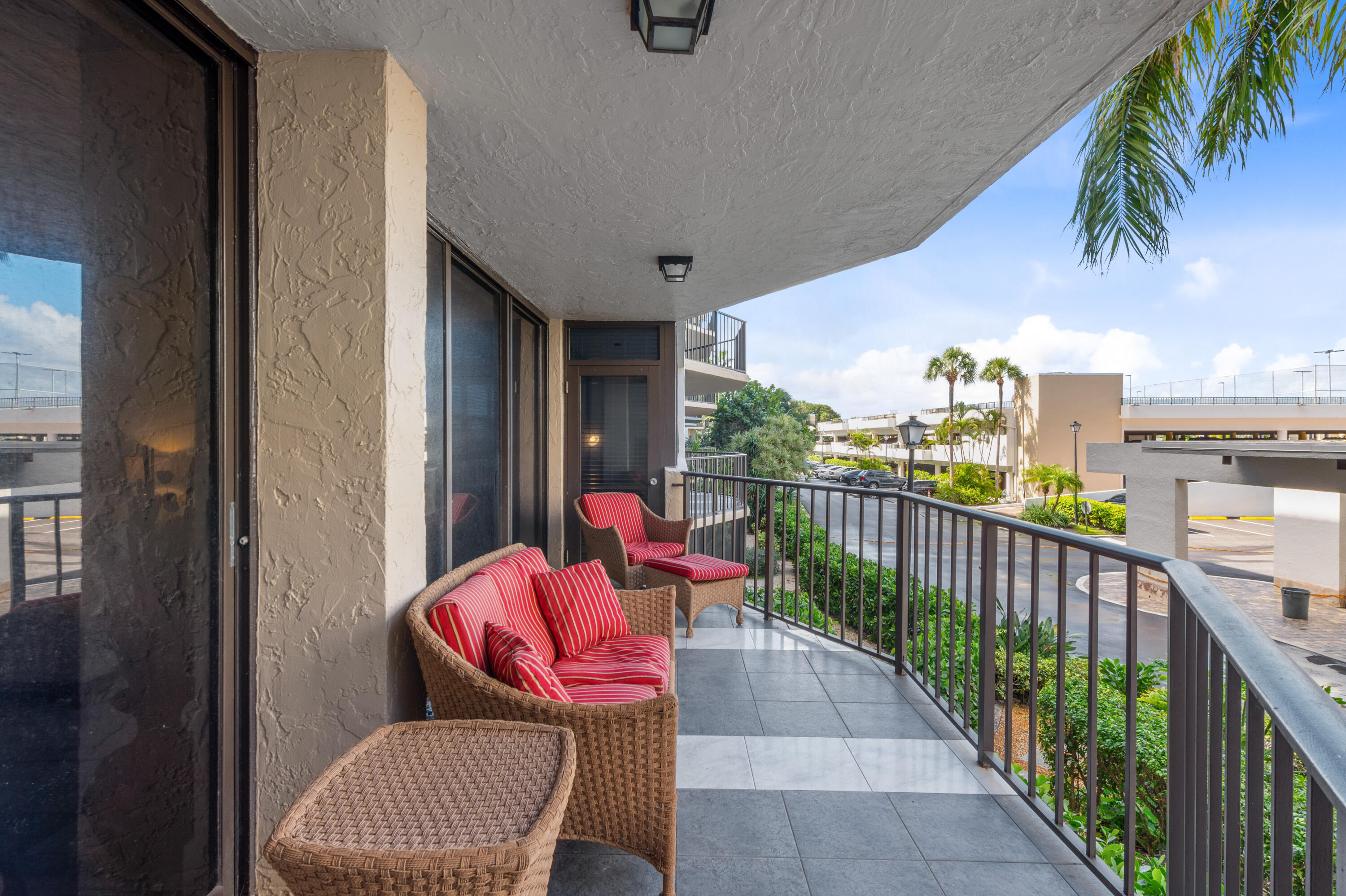 859 Jeffery Street, Unit 212 Boca Raton, FL 33487 - Photo 22 of 53 DSC_2356