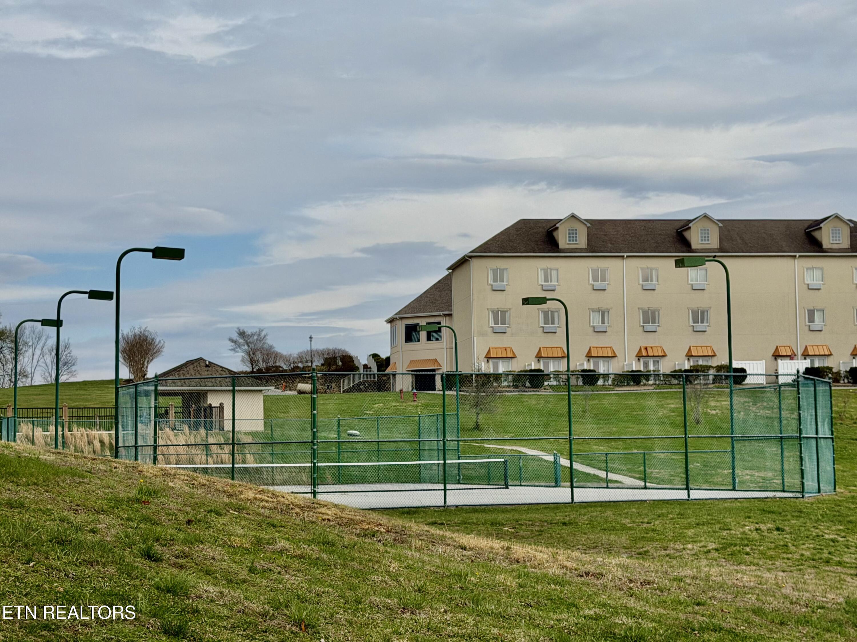 Par Place Tazewell, TN 37879 - Photo 9 of 15 IMG_2537