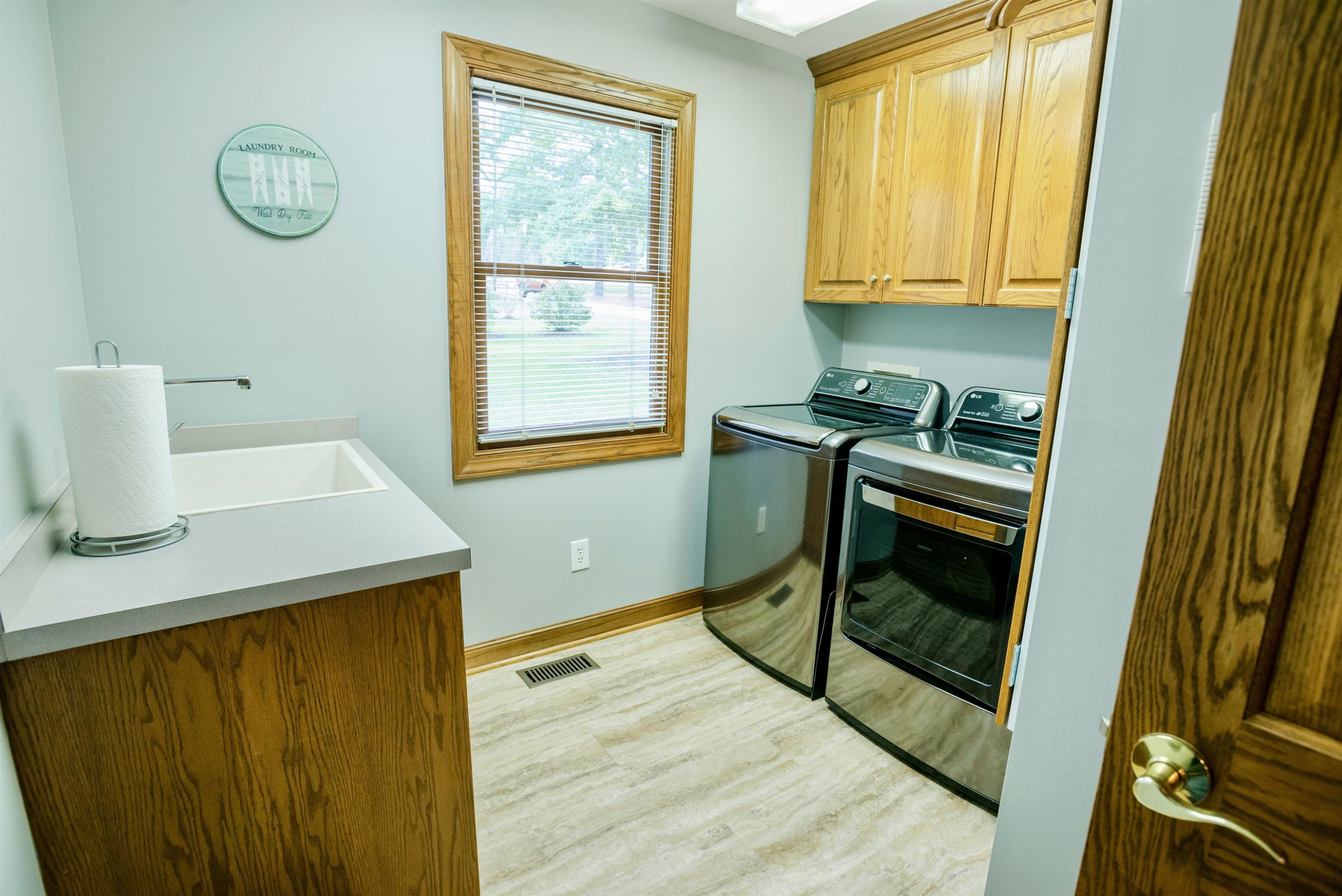 441 Zacks Mill Road Benson, NC 27504 - Photo 26 of 69 Laundry Room