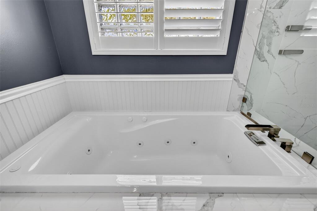 28004 Shirley Shores Road Tavares, FL 32778 - Photo 34 of 68