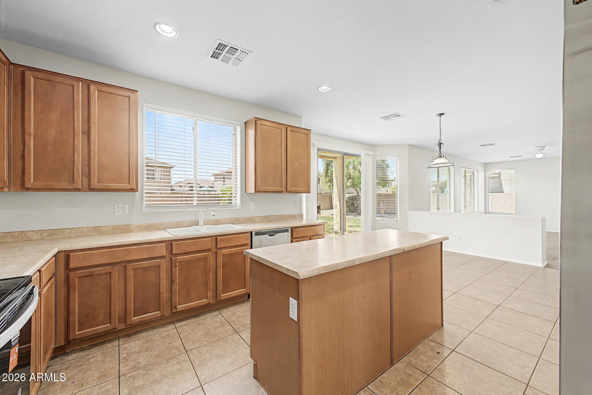 13627 West Calavar Road Surprise, AZ 85379 - Photo 3 of 32 19 - Calavar