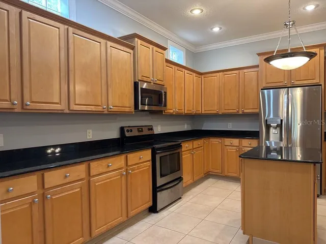 $6,800 | 3307 West Corona Street, Tampa, FL 33629