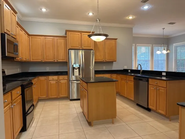 $6,800 | 3307 West Corona Street, Tampa, FL 33629