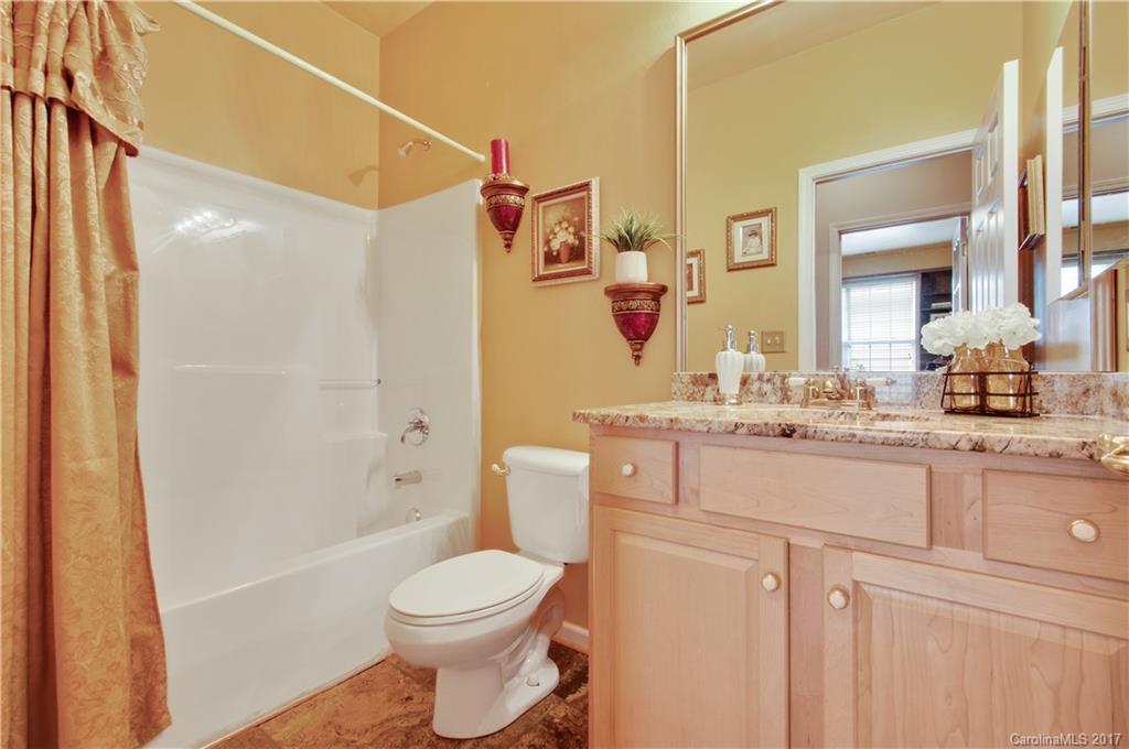 402 Garnet Court Fort Mill, SC 29708 - Photo 21 of 24