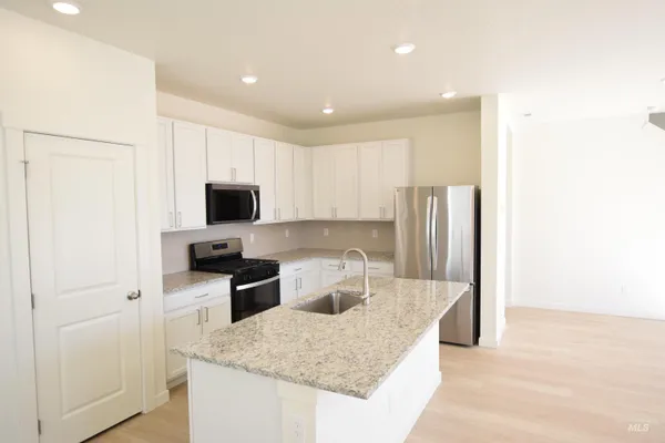 $2,295 | 4589 East Vera Cruz Street, Nampa, ID 83687