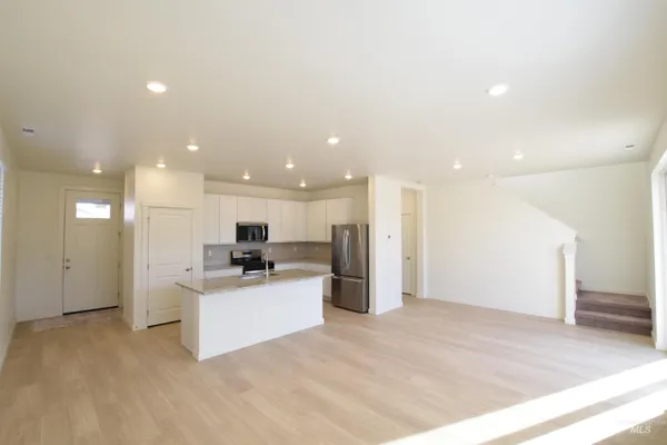 $2,295 | 4589 East Vera Cruz Street, Nampa, ID 83687