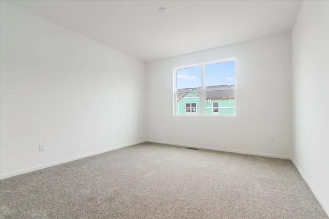 $339,990 | 424 Comstock Road, South Elgin, IL 60177