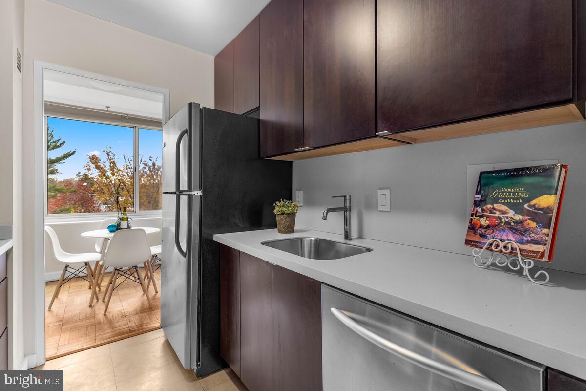 4000 Tunlaw Road Northwest, Unit 617 Washington, DC 20007 - Photo 12 of 27