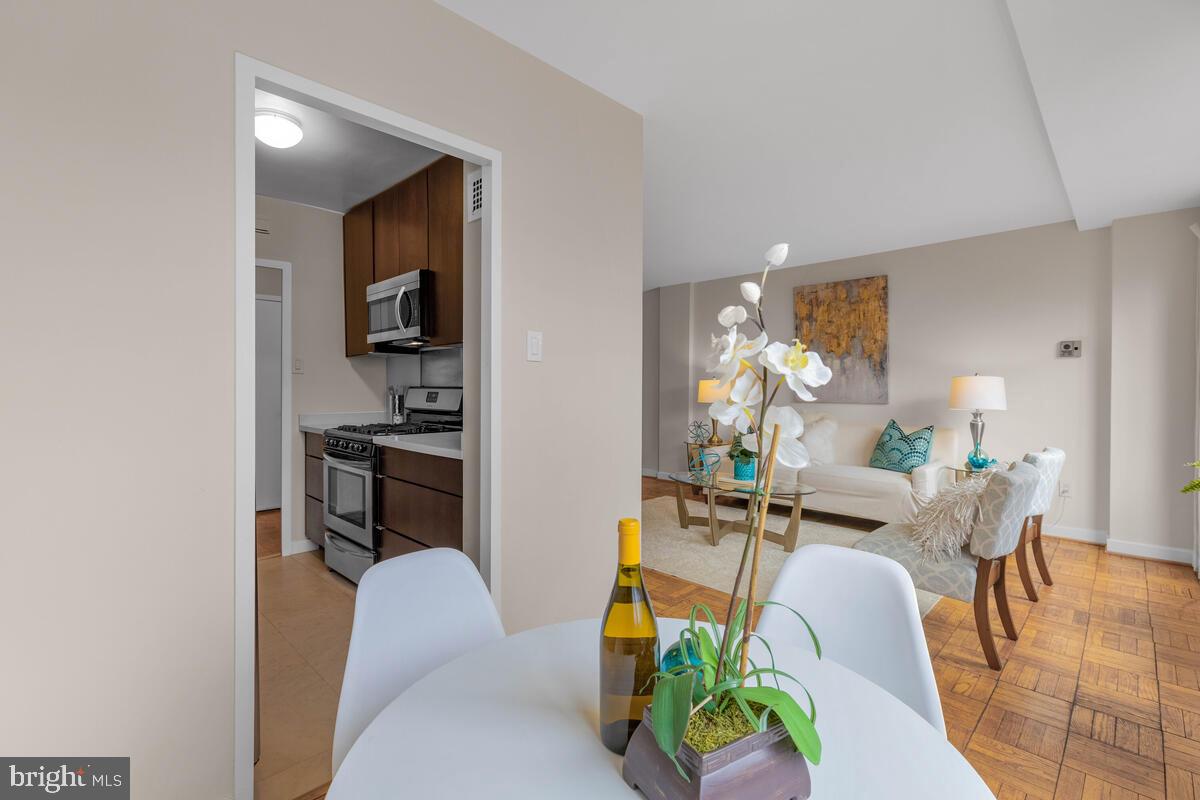 4000 Tunlaw Road Northwest, Unit 617 Washington, DC 20007 - Photo 15 of 27