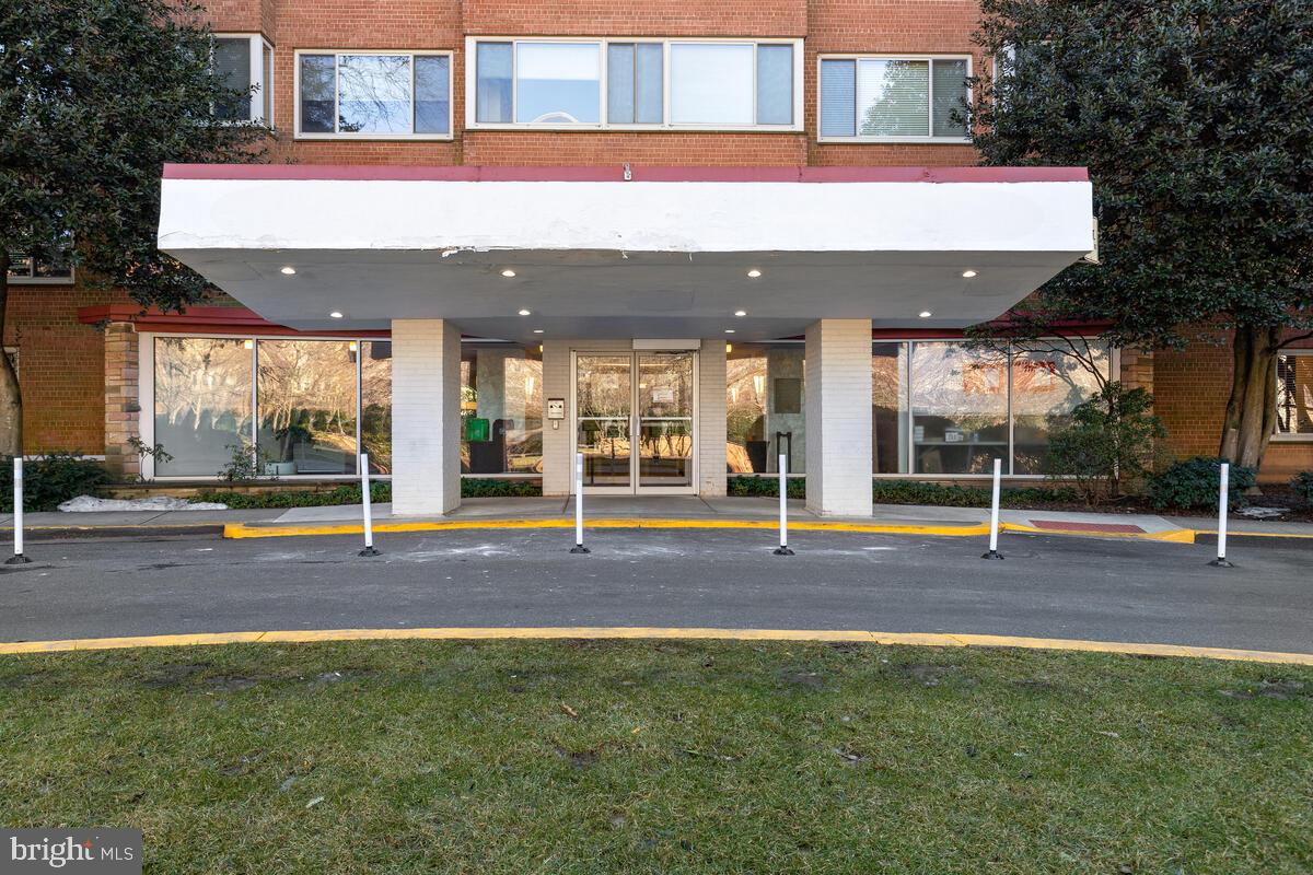 4000 Tunlaw Road Northwest, Unit 617 Washington, DC 20007 - Photo 25 of 27
