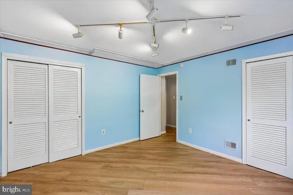 $2,600 | 5011 Sentinel Drive, Unit 61, Bethesda, MD 20816