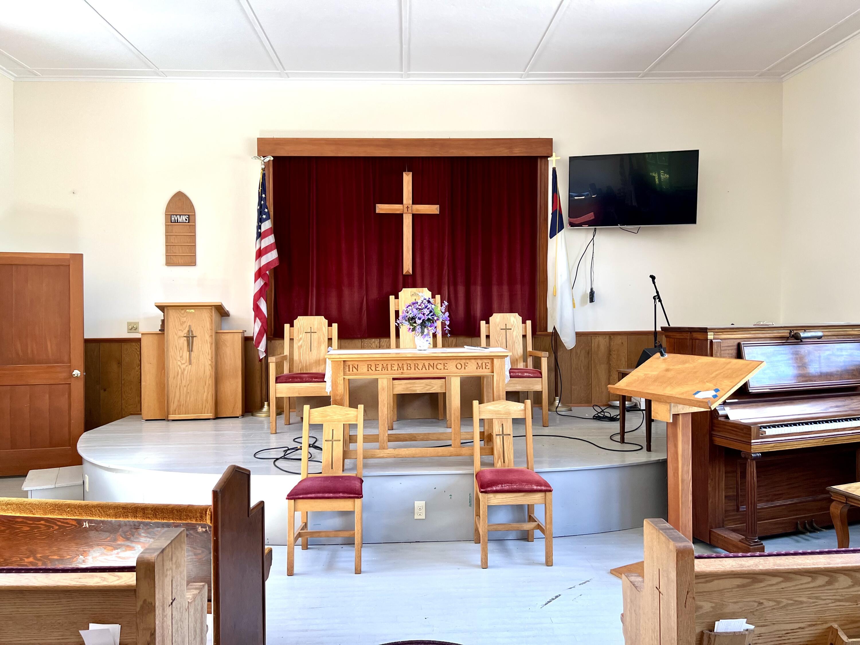 658 Tremont Road Tremont, ME 04612 - Photo 12 of 42 Main room on first floor