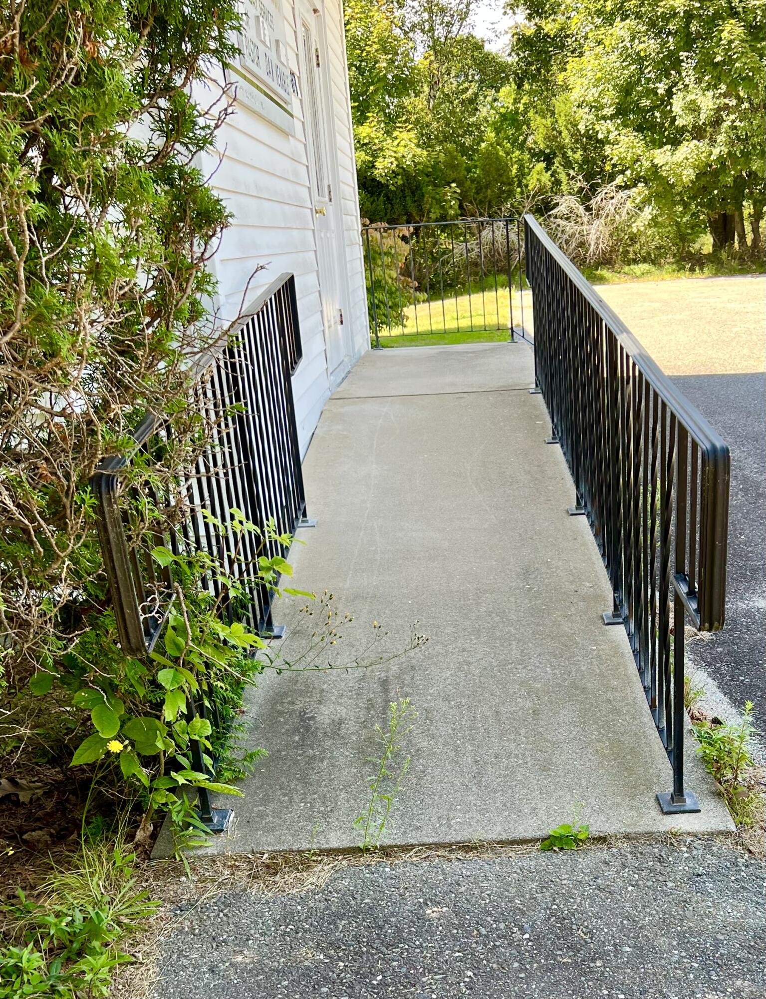 658 Tremont Road Tremont, ME 04612 - Photo 31 of 42 Ramped front entry