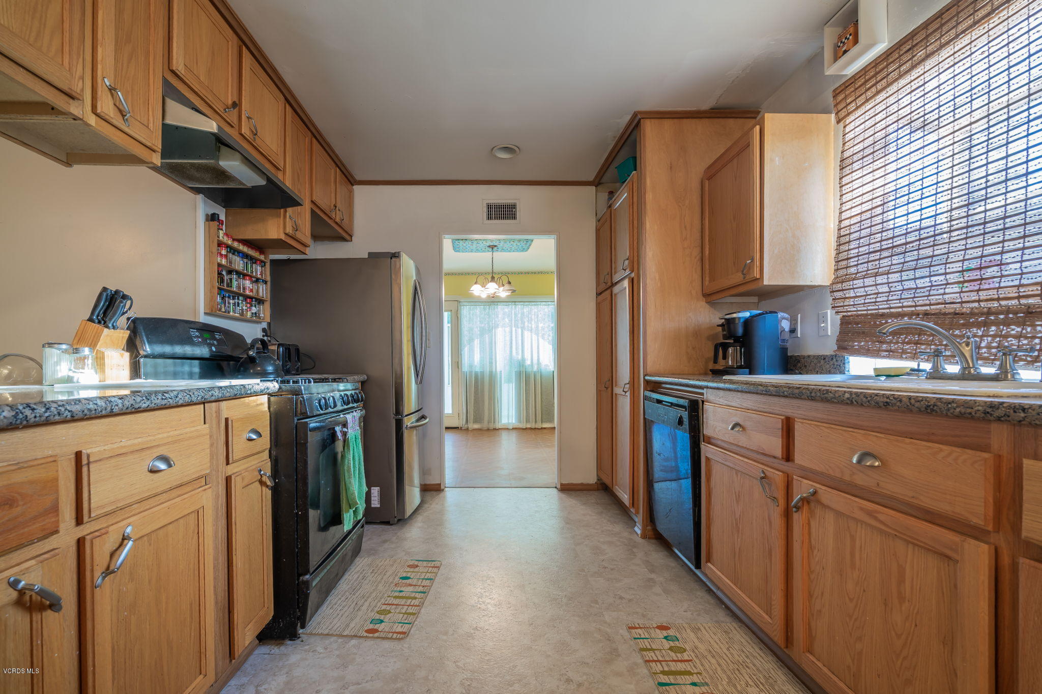 5250 Mildred Street Simi Valley, CA 93063 - Photo 12 of 30 5250+Mildred+St+Simi+Valley-11-web-Kitch