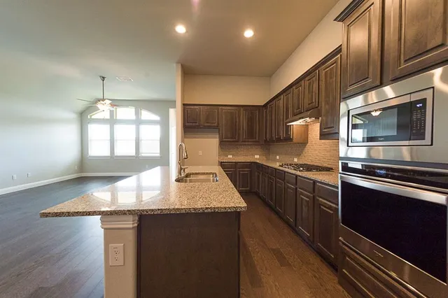 $2,500 | 969 Canterbury Lane, Forney, TX 75126