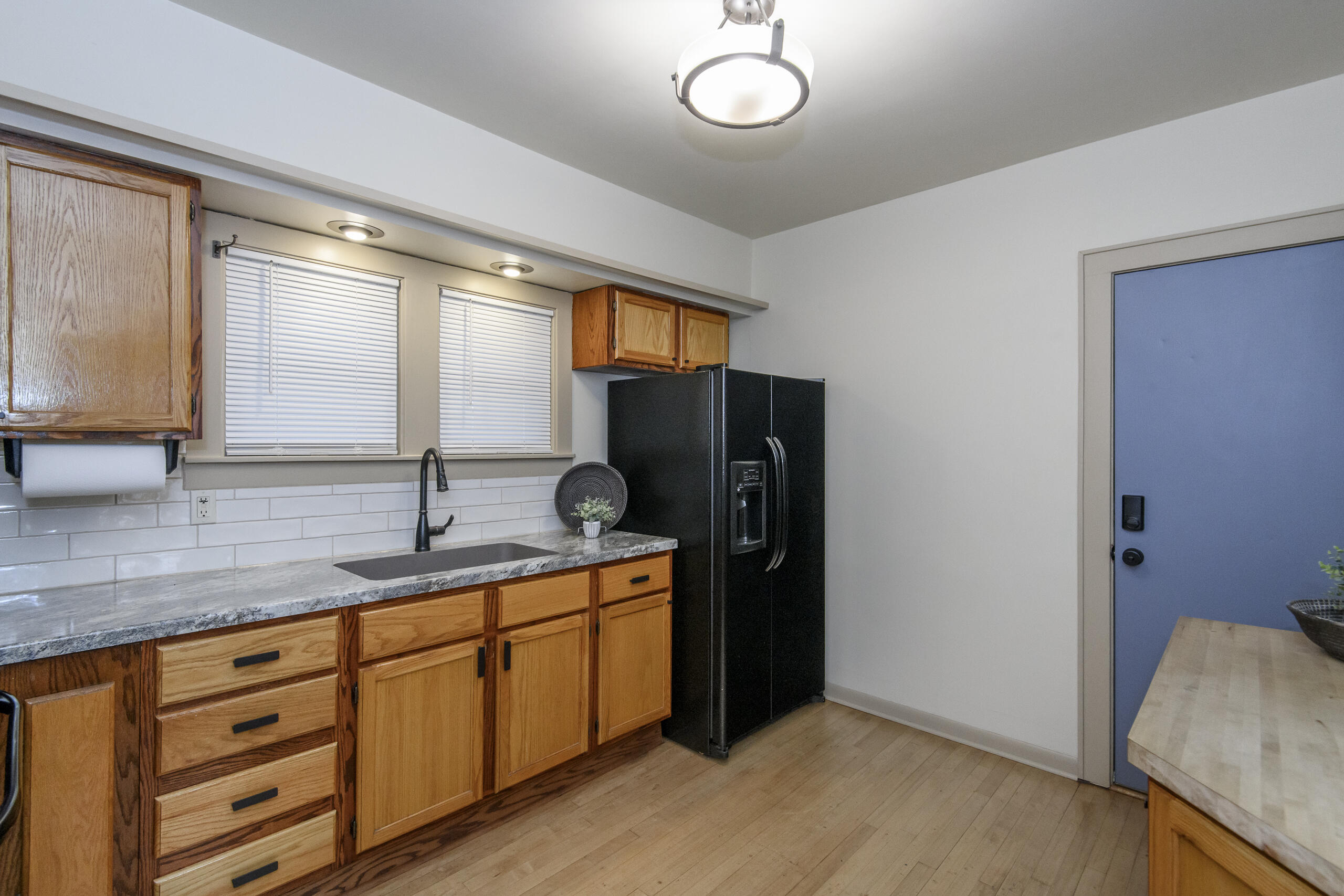3848 South 2nd Street Milwaukee, WI 53207 - Photo 9 of 31 Appliances Are Included