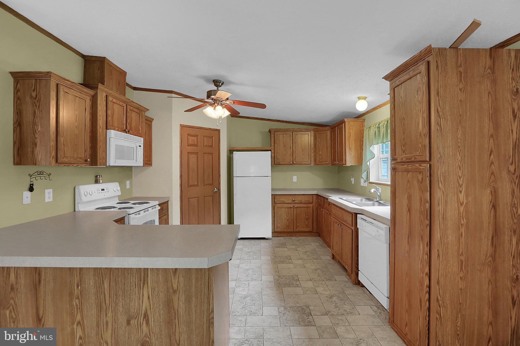 555 Bremer Road Dover, PA 17315 - Photo 13 of 39