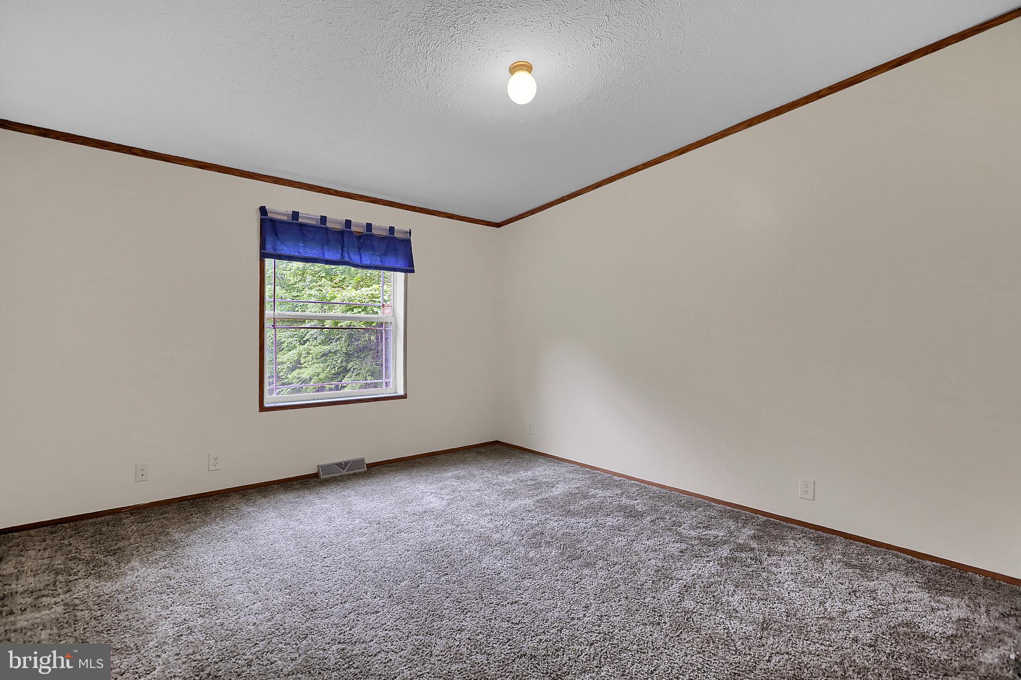 555 Bremer Road Dover, PA 17315 - Photo 23 of 39