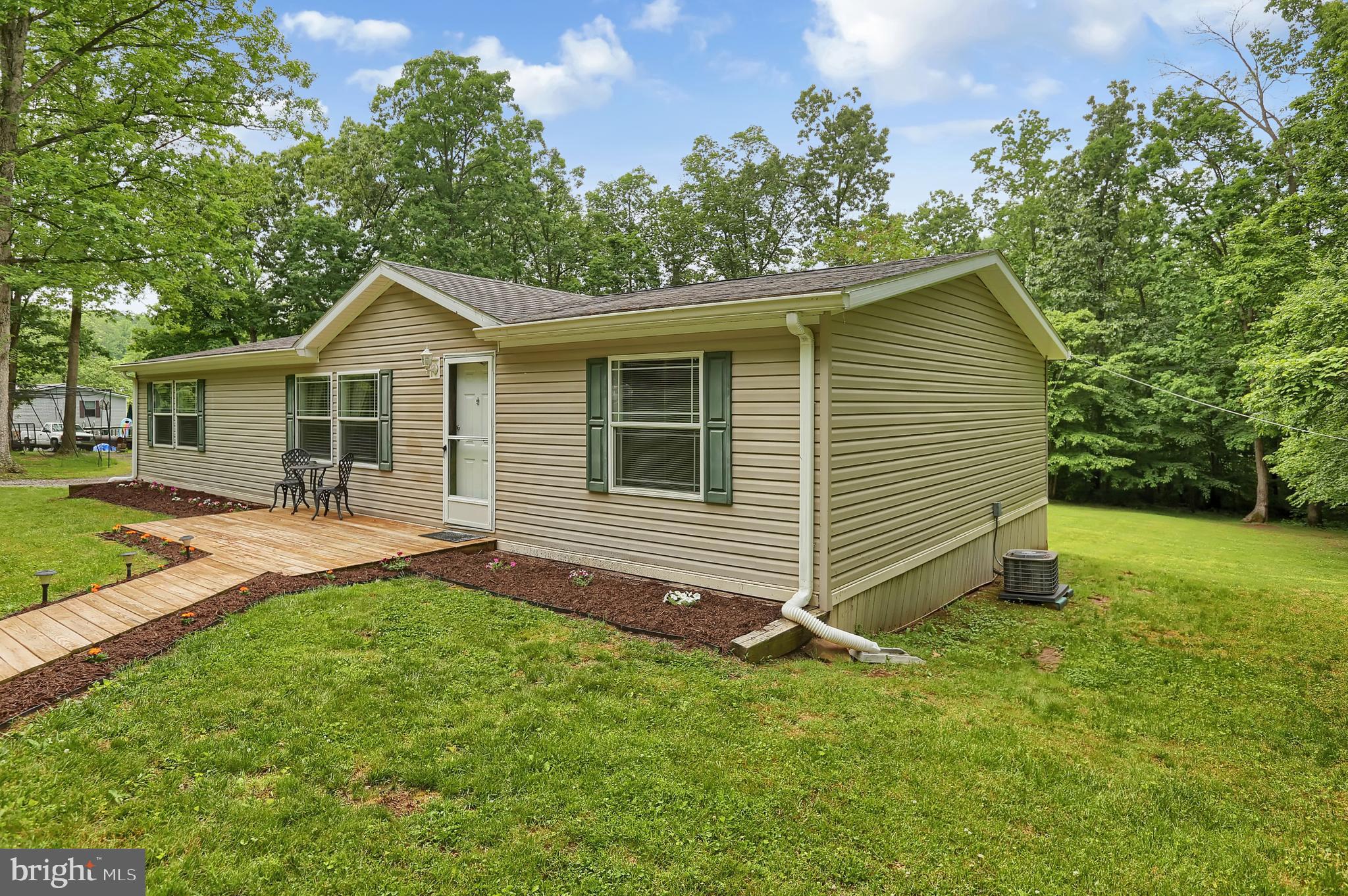 555 Bremer Road Dover, PA 17315 - Photo 4 of 39